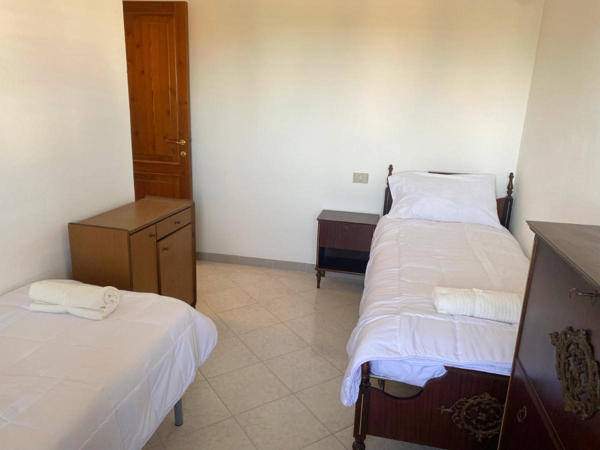 Lovely Home 5 Min Walk To The Beach, 3 Bedrooms Ample Outdoor Relax And Wifi Capitana Buitenkant foto