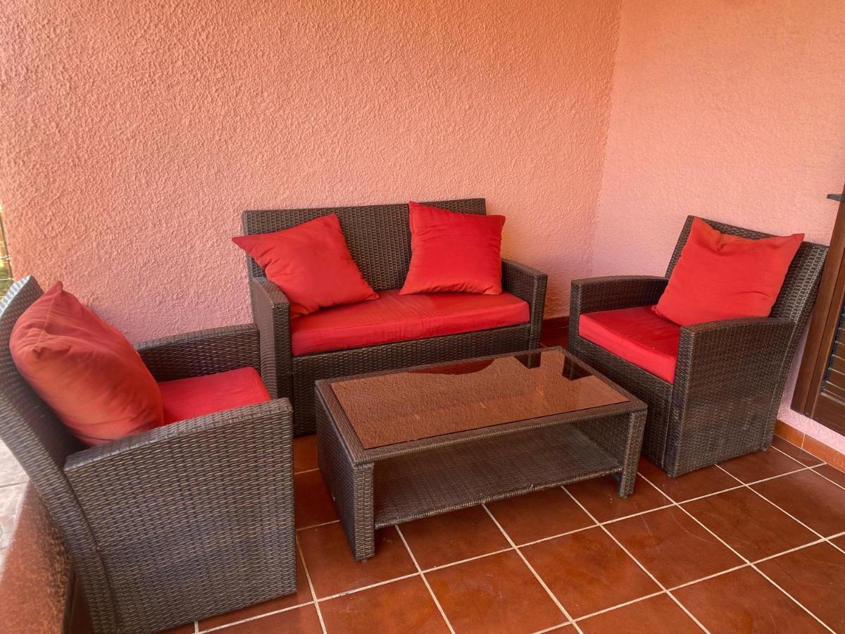 Lovely Home 5 Min Walk To The Beach, 3 Bedrooms Ample Outdoor Relax And Wifi Capitana Buitenkant foto