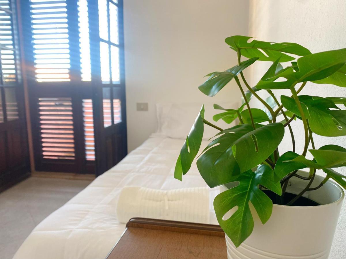 Lovely Home 5 Min Walk To The Beach, 3 Bedrooms Ample Outdoor Relax And Wifi Capitana Buitenkant foto