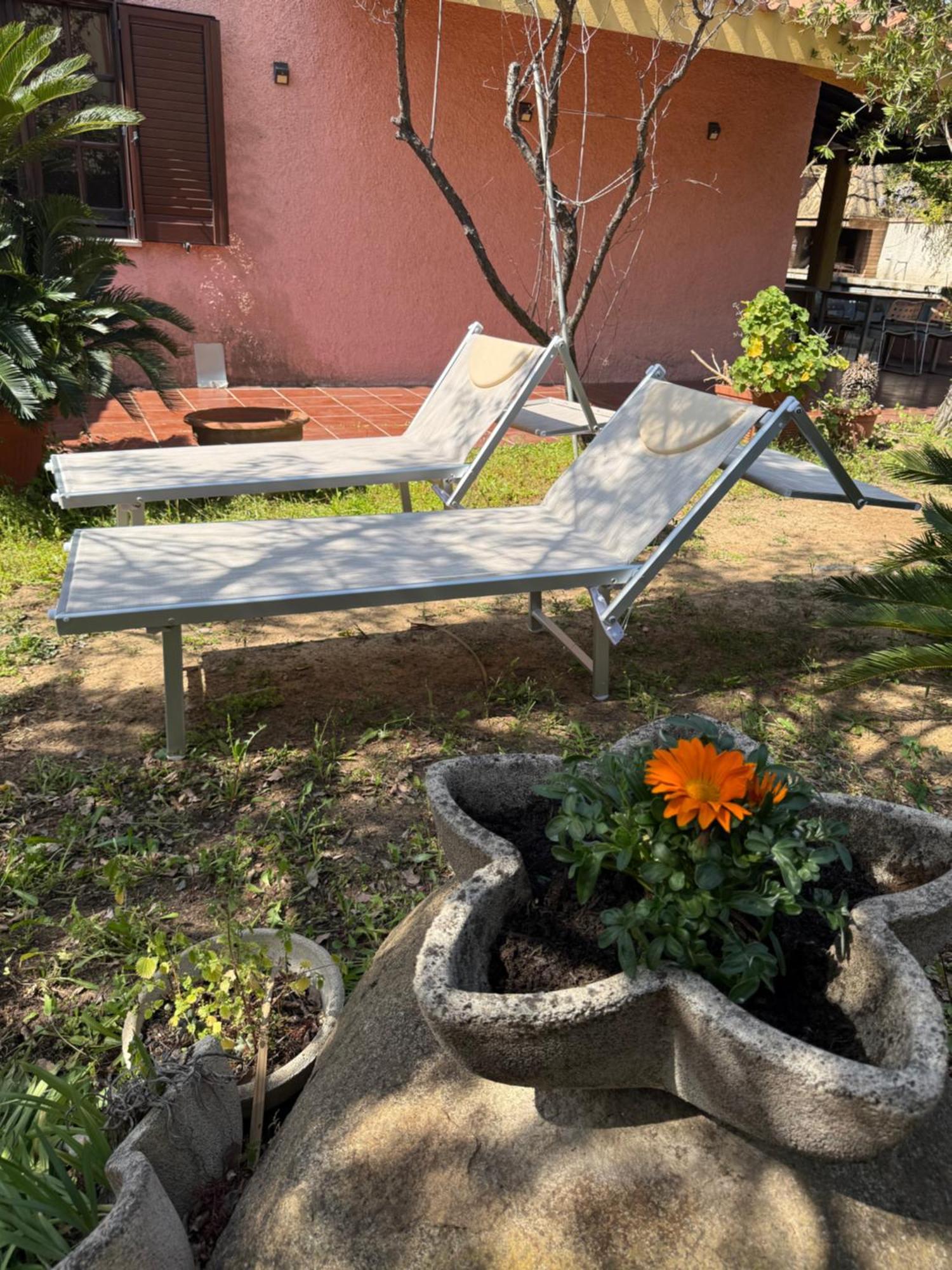 Lovely Home 5 Min Walk To The Beach, 3 Bedrooms Ample Outdoor Relax And Wifi Capitana Buitenkant foto